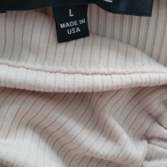 NWOT Skirt - Picture 2 of 3